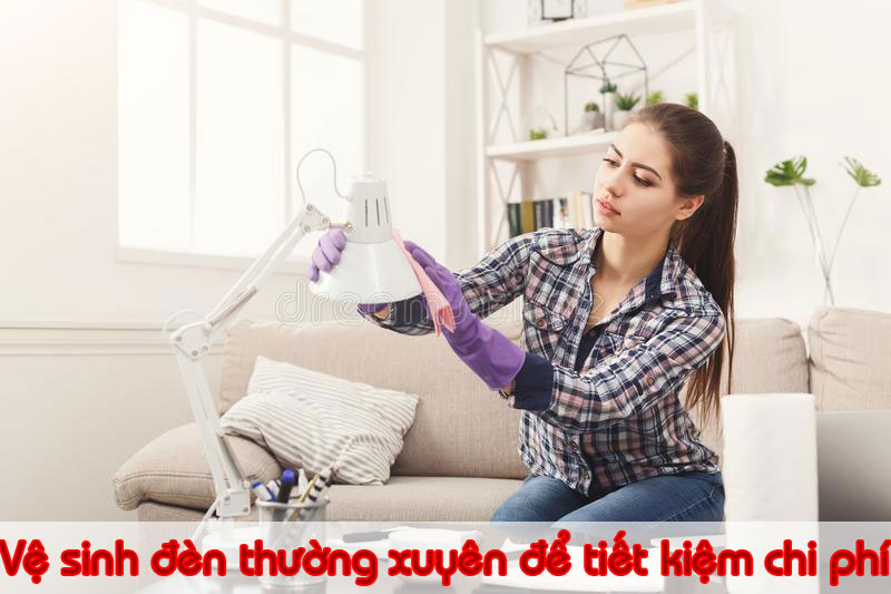 Dịch vụ vệ sinh đèn trang trí, đèn chùm tại nhà